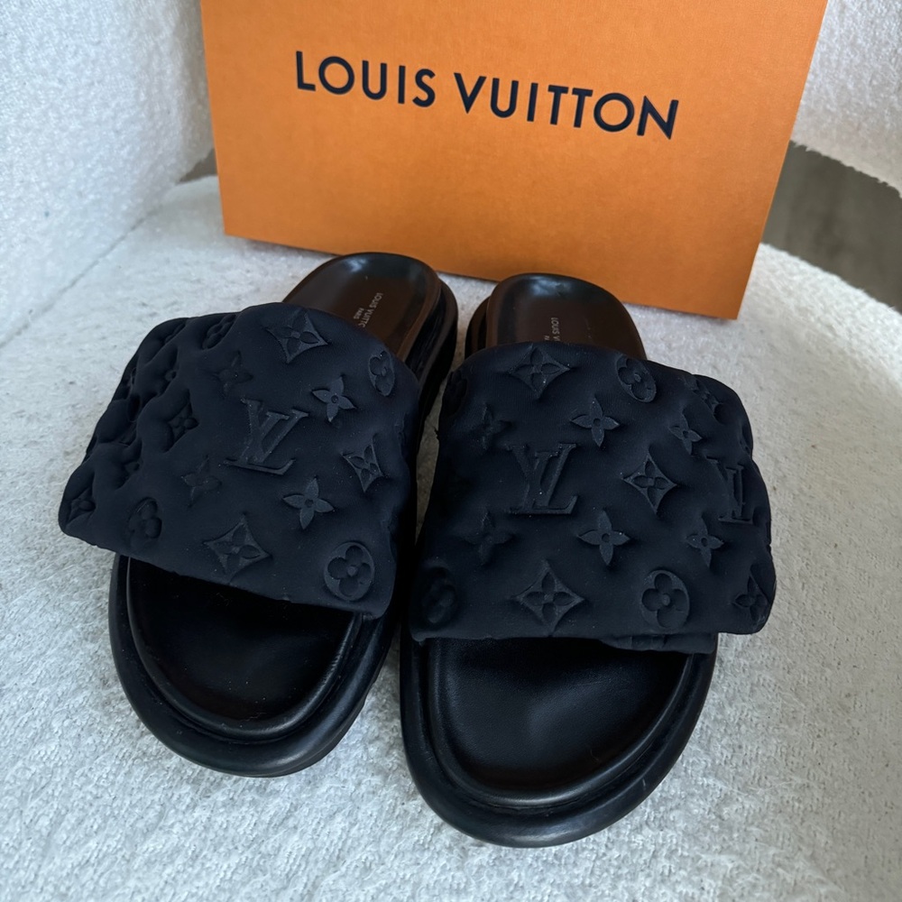 Authentic Louis Vuitton Black Monogram Pool Slides